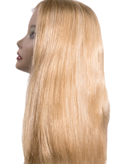 22" Bohyme Luxe - Lace Front Wig - Ava